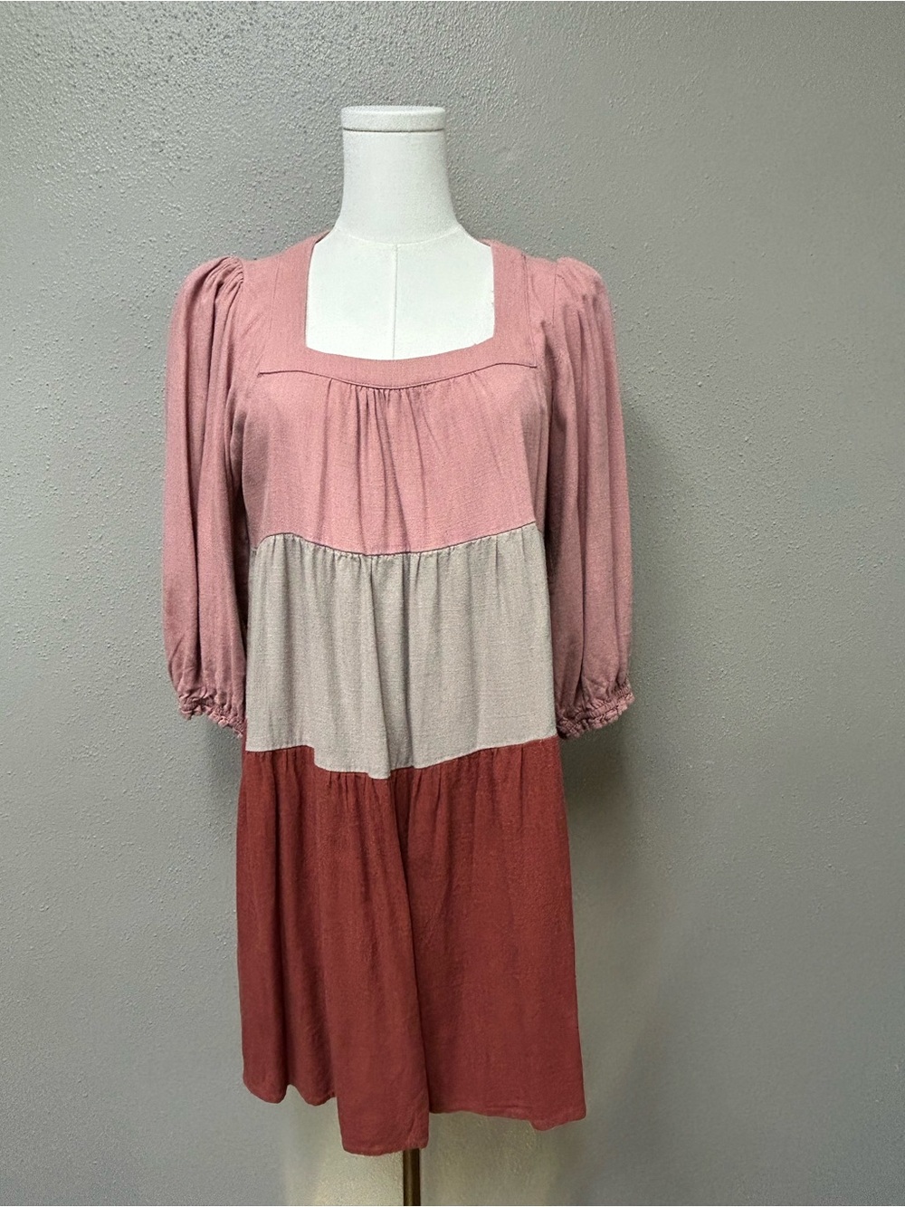 Umgee Color Block Tiered Babydoll Dress Size M Linen Blend
